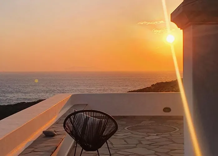 La Chapelle Est * Ájosz Romanósz