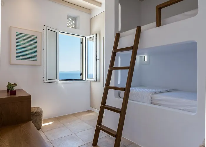 La Chapelle Est Nyaraló *